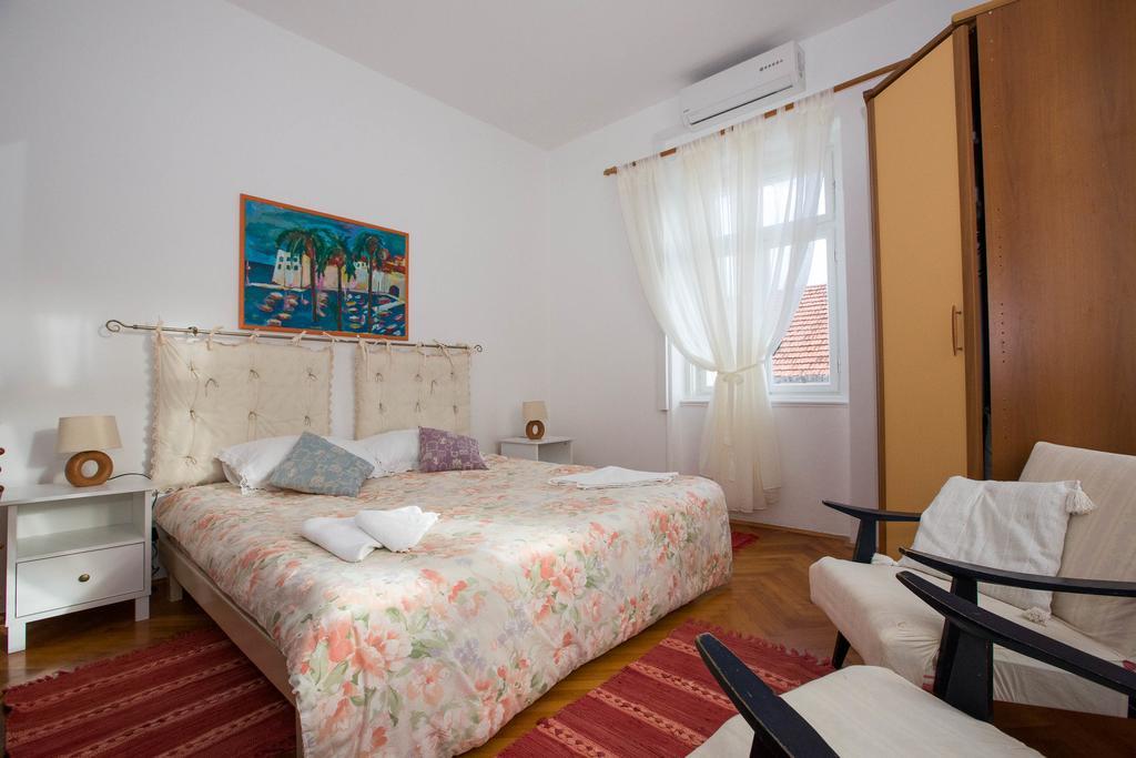 Bear Apartment